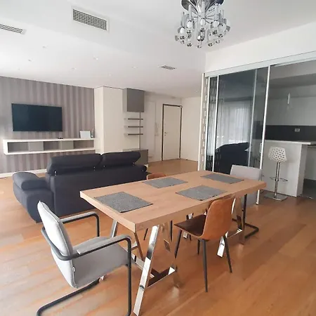 Apartmán Principe Amedeo Prestige - Centro